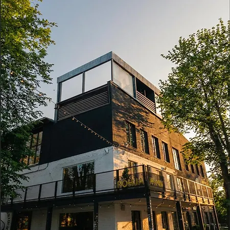 Unique In Telliskivi Creative With Private Sauna & Golf Simulator アパート *