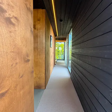 Unique In Telliskivi Creative With Private Sauna & Golf Simulator Tallinn