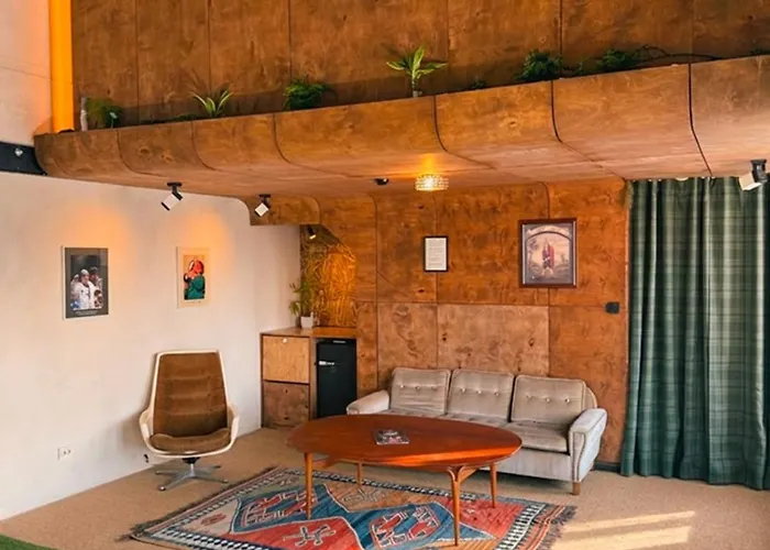 Apartment Unique In Telliskivi Creative With Private Sauna & Golf Simulator